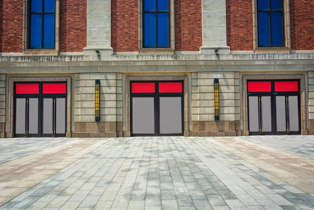dark-store-et-local-commercial