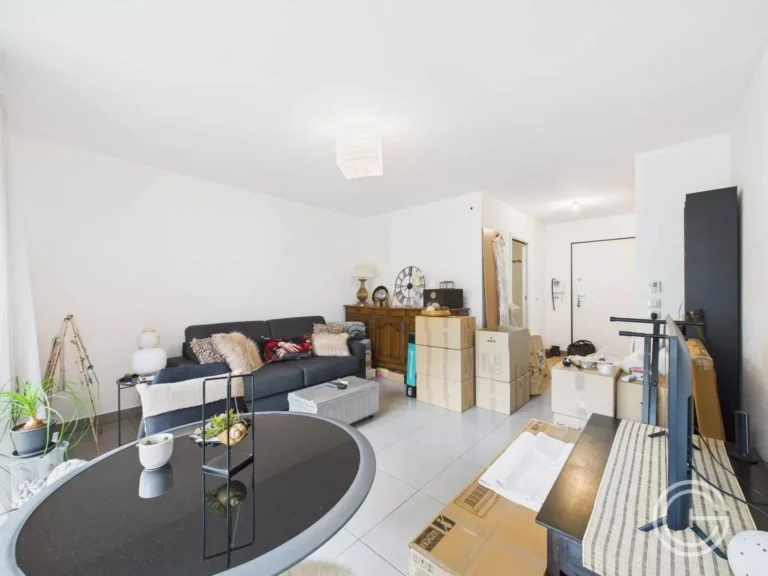 Studio avec parking — Corniche Fleurie