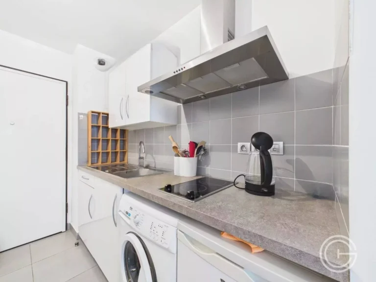 Studio avec parking — Corniche Fleurie