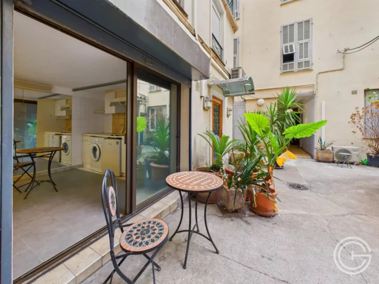 Appartement 1 pièces 23 m² Nice Notre Dame
