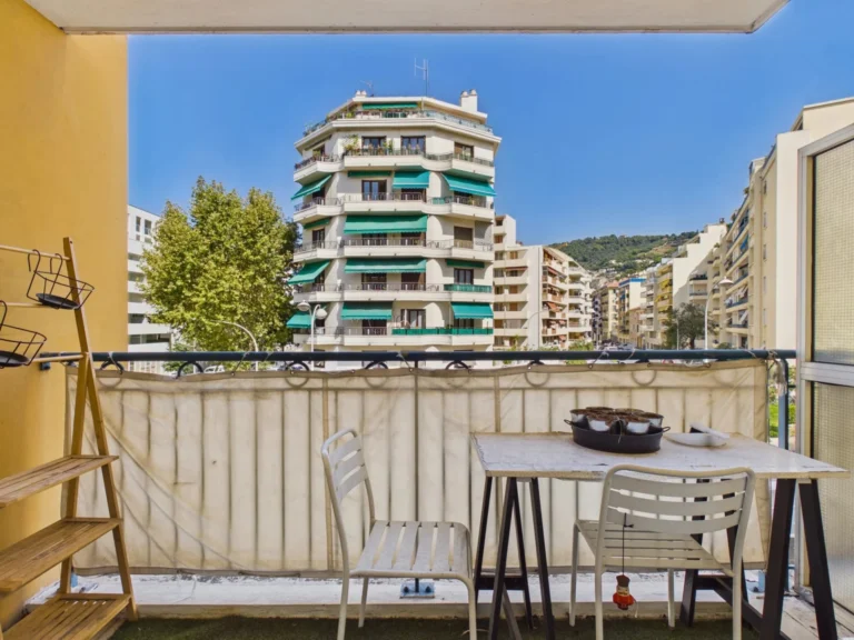 Appartement 1 pièces 23 m² Nice Riquier