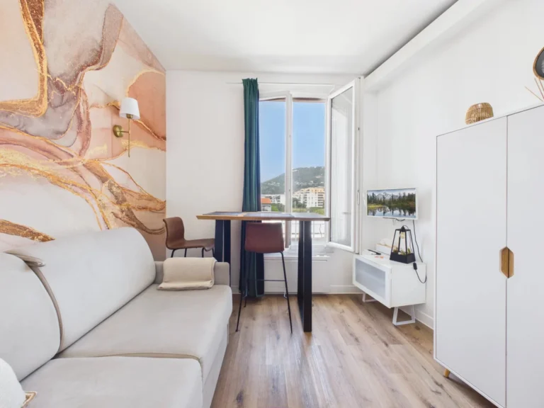 Appartement 1 pièces 15 m² Nice Riquier