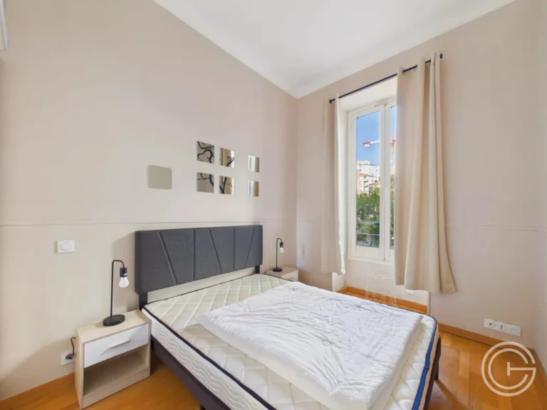 Appartement 3 pièces 47 m² Nice Riquier
