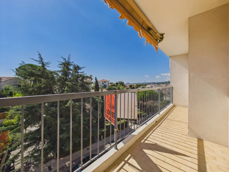Appartement 4 pièces 77 m² Cagnes-sur-Mer