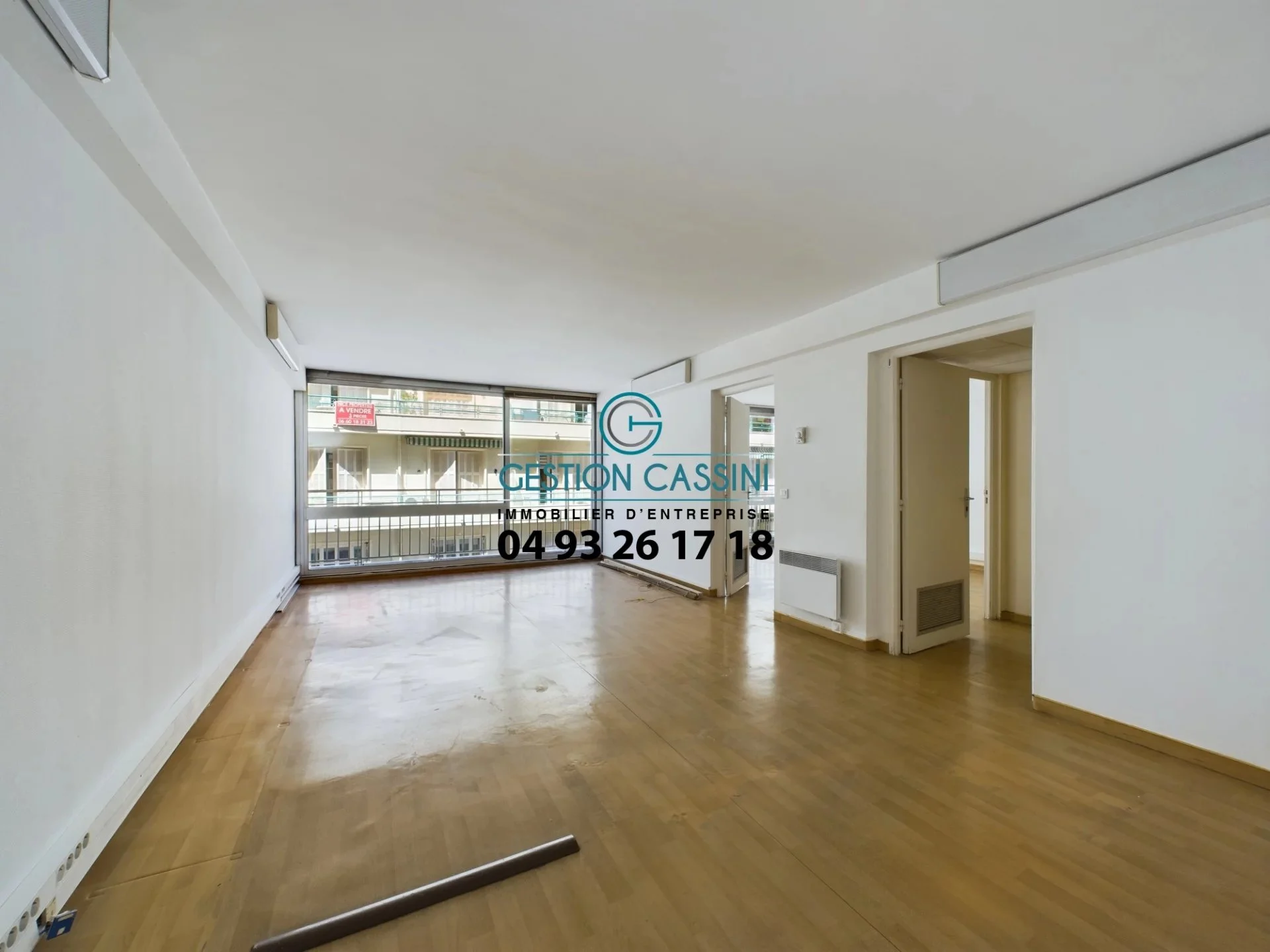 Bureau 12 pièces 389 m² Nice Piétonne