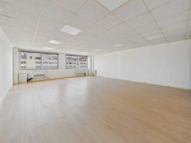 Bureau 1 pièces 60 m² Nice Jean Médecin