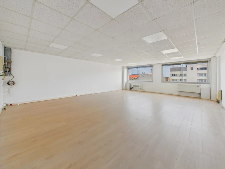 Bureau 1 pièces 60 m² Nice Jean Médecin