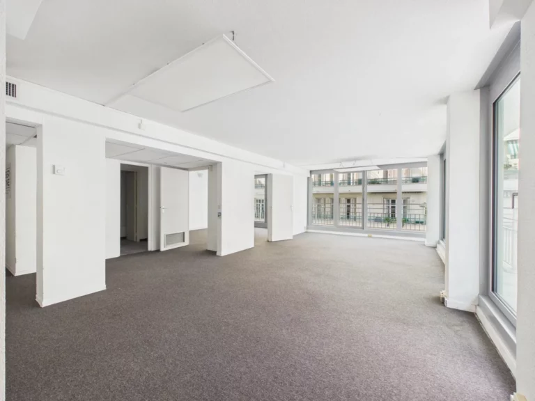 Bureau 2 pièces 68 m² Nice Place Masséna