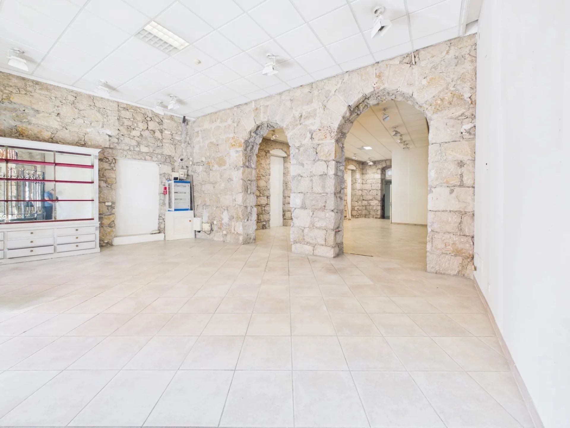 Commerce 3 pièces 161 m² Nice Carabacel