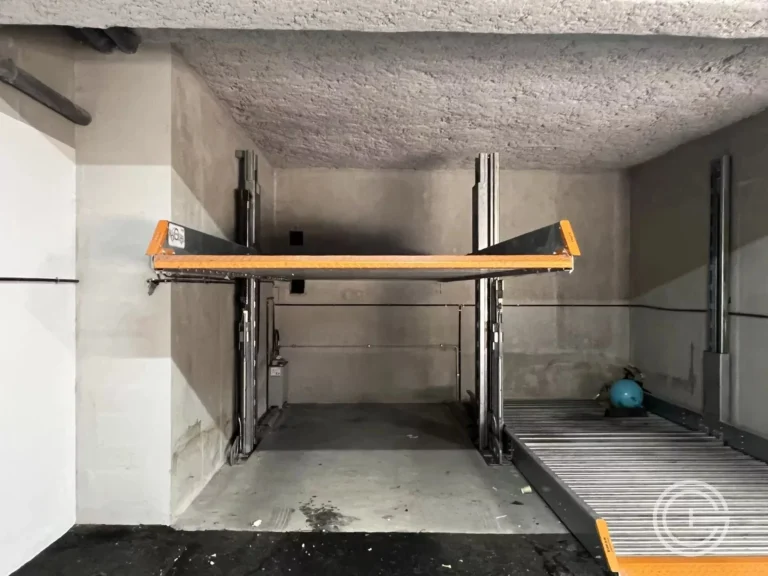 Garage / Parking Nice Saint Isidore