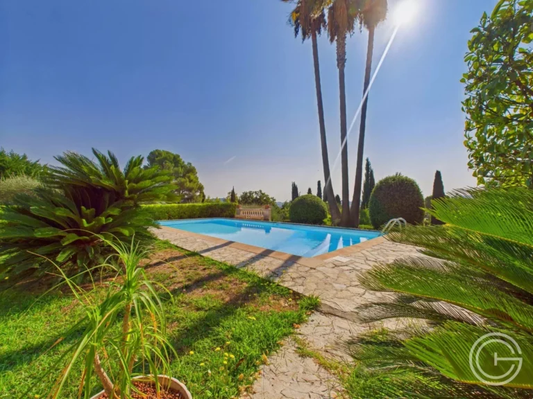 Maison 5 pièces 199 m² La Colle-sur-Loup