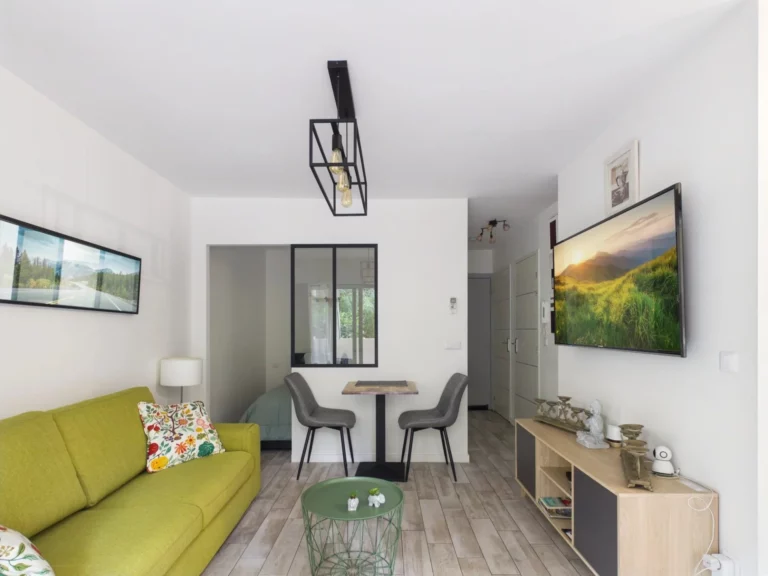 Appartement 1 pièces 27 m² Nice Sainte Marguerite