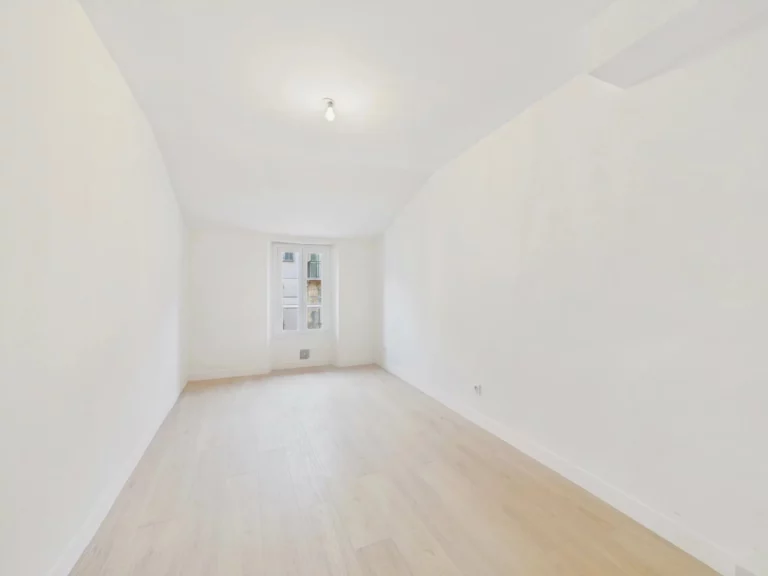 Appartement 2 pièces 42 m² Nice Acropolis