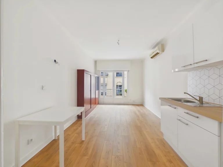 Appartement 2 pièces 31 m² Nice Carré d&rsquo;or