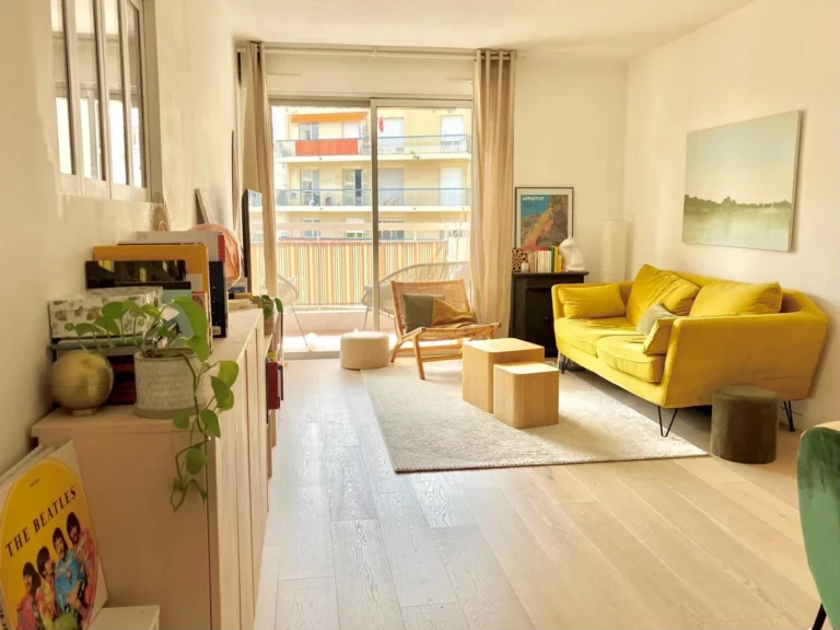 Appartement 3 pièces 70 m² Nice Gorbella