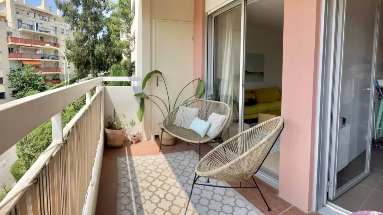 Appartement 3 pièces 70 m² Nice Gorbella