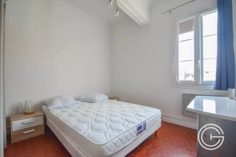 Appartement 3 pièces 43 m² Nice Le Port